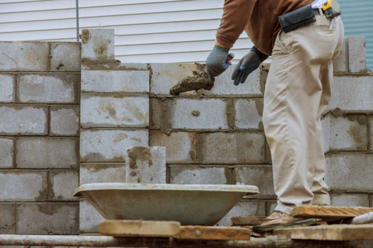 what destroys house foundation